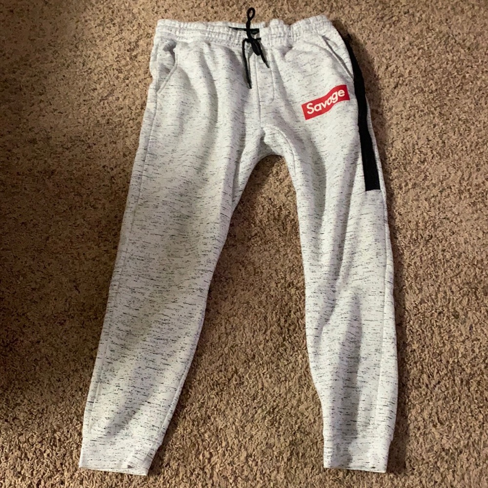 White XL joggers,comfortable,good material